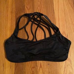 Lululemon Free to Be Wild bra